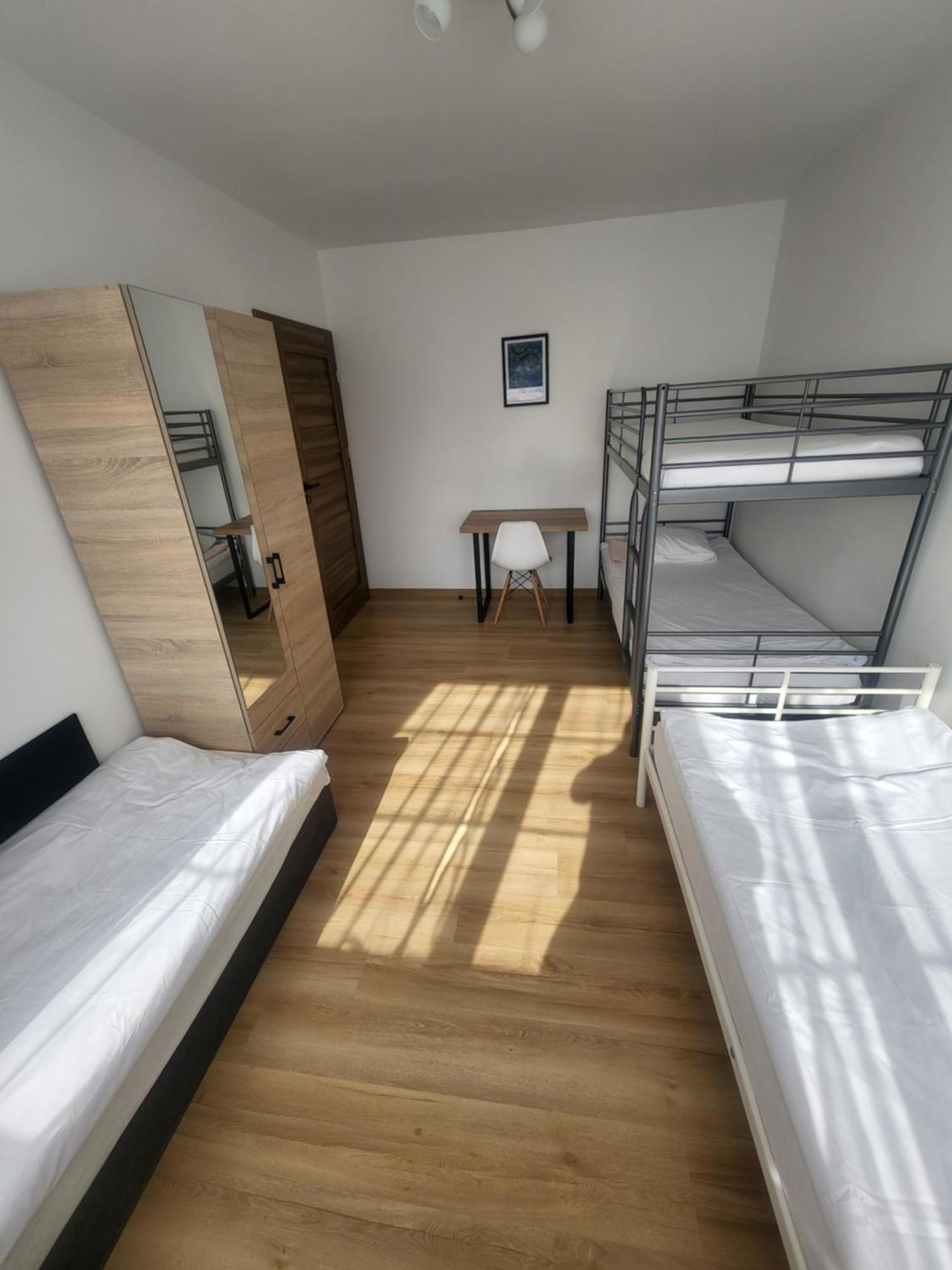 Rooms4Rest Popularna - Private Rooms For Tourists - Atr Consulting Sp, Z O,O, Warschau Buitenkant foto