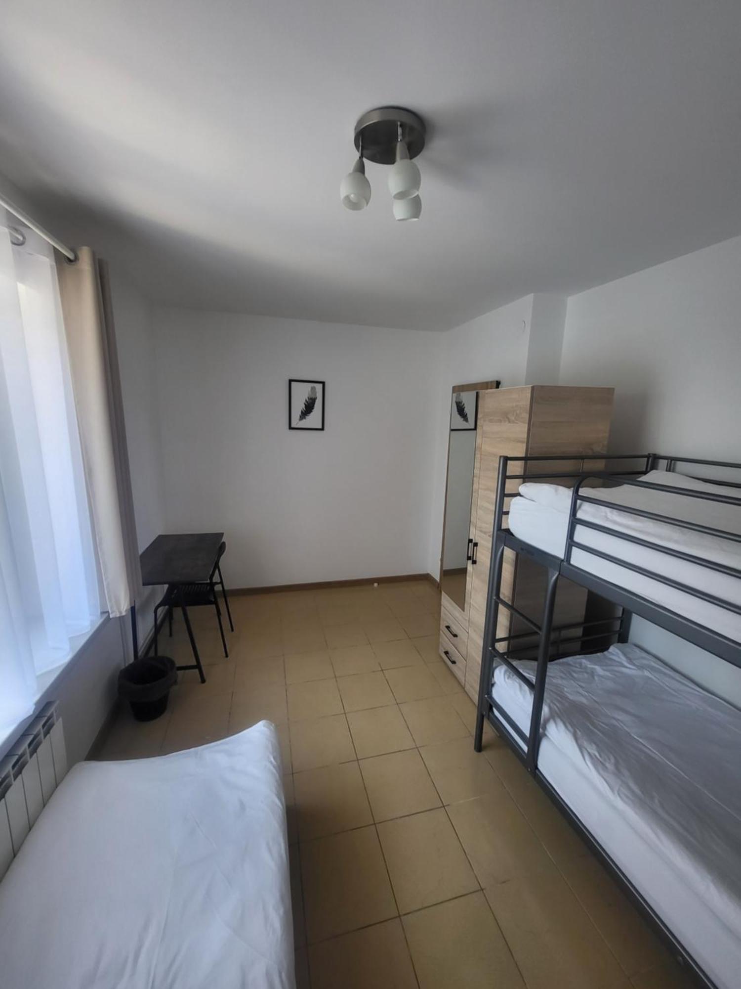 Rooms4Rest Popularna - Private Rooms For Tourists - Atr Consulting Sp, Z O,O, Warschau Buitenkant foto