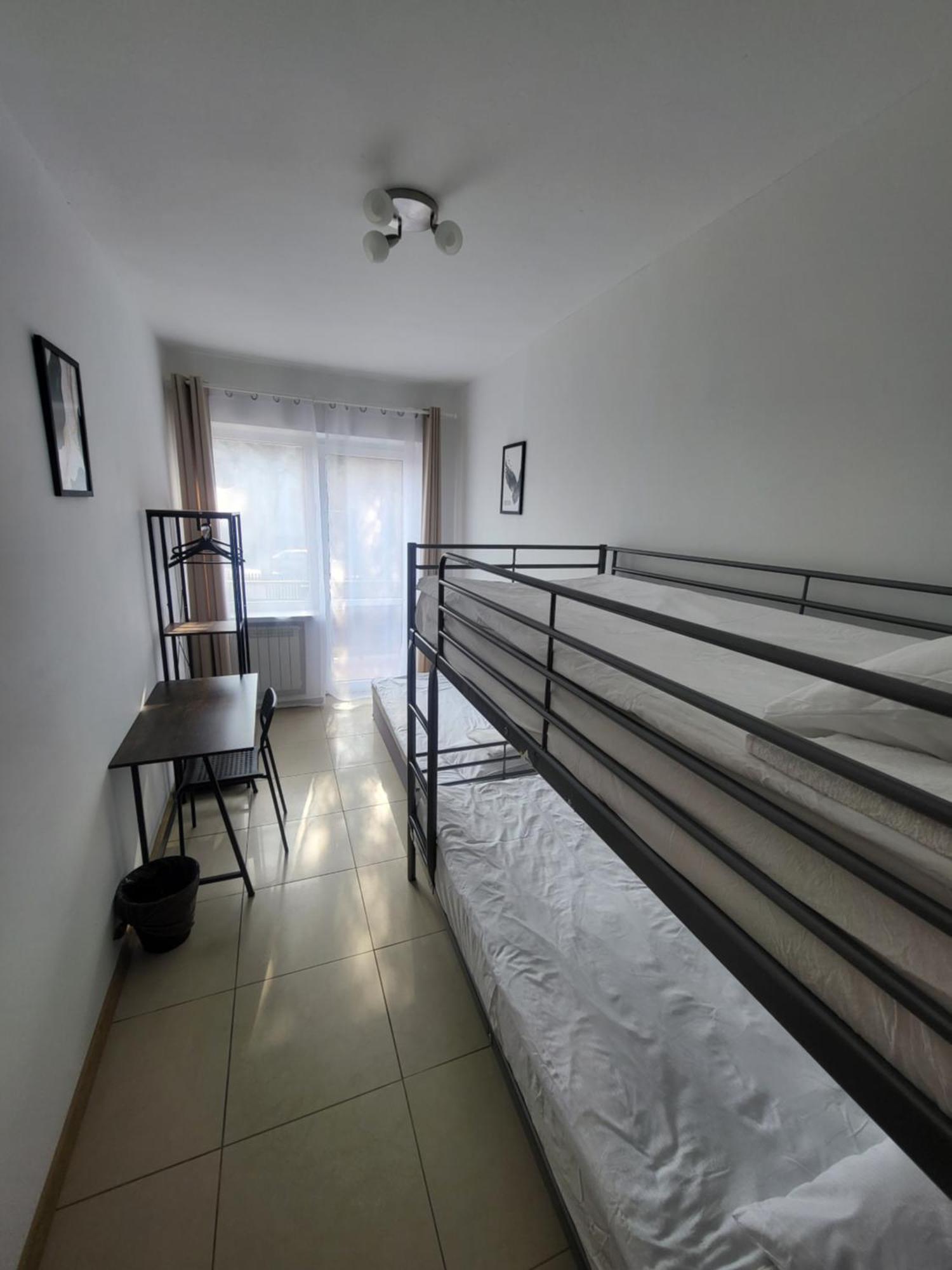 Rooms4Rest Popularna - Private Rooms For Tourists - Atr Consulting Sp, Z O,O, Warschau Buitenkant foto