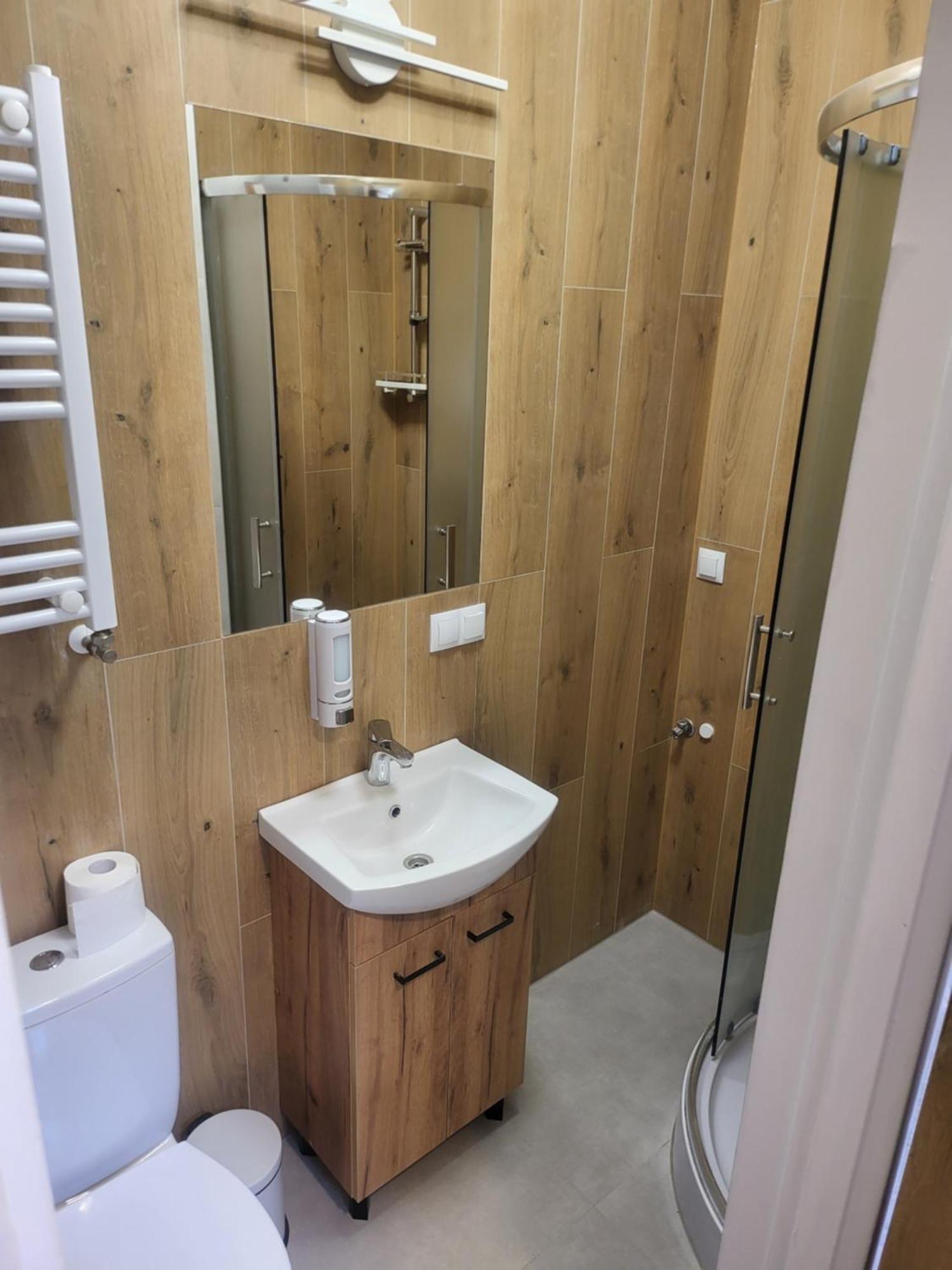 Rooms4Rest Popularna - Private Rooms For Tourists - Atr Consulting Sp, Z O,O, Warschau Buitenkant foto