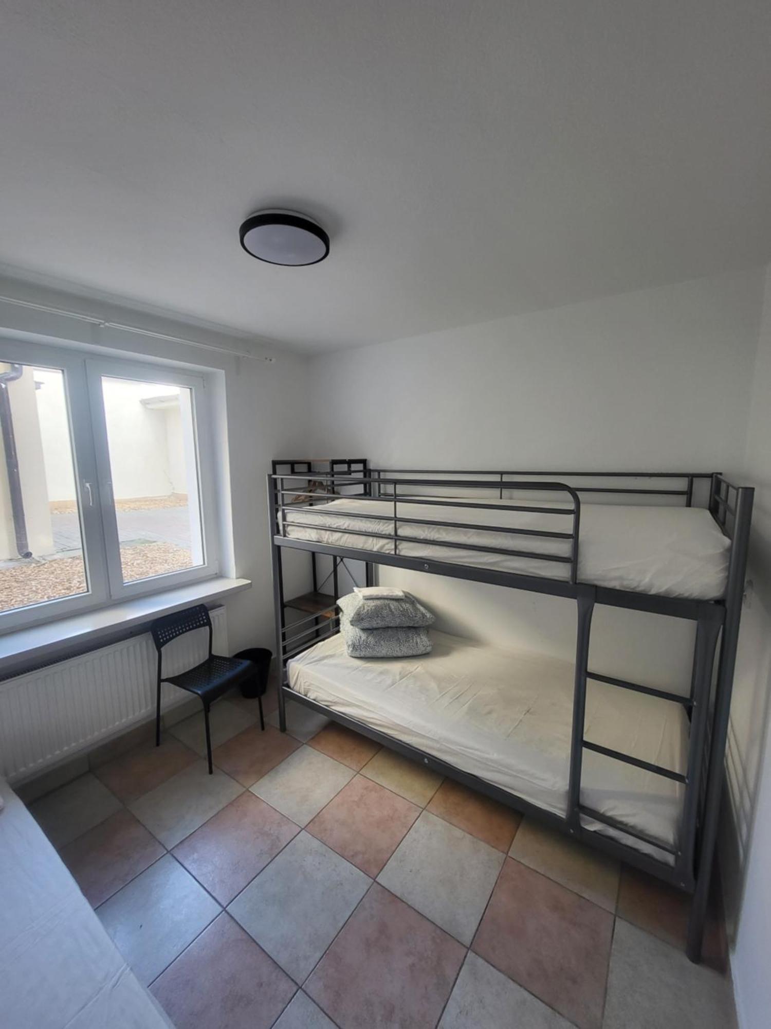 Rooms4Rest Popularna - Private Rooms For Tourists - Atr Consulting Sp, Z O,O, Warschau Buitenkant foto