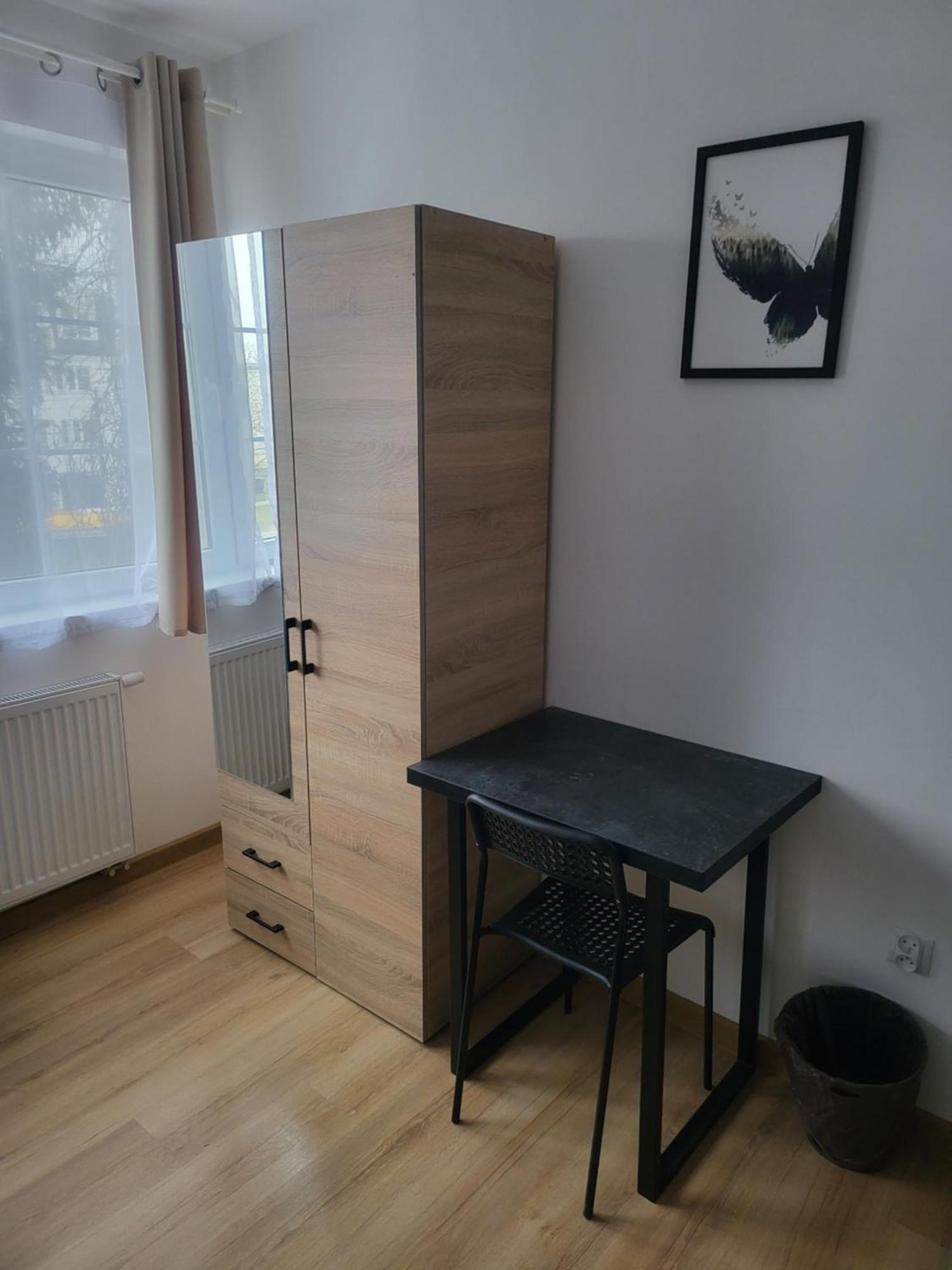 Rooms4Rest Popularna - Private Rooms For Tourists - Atr Consulting Sp, Z O,O, Warschau Buitenkant foto