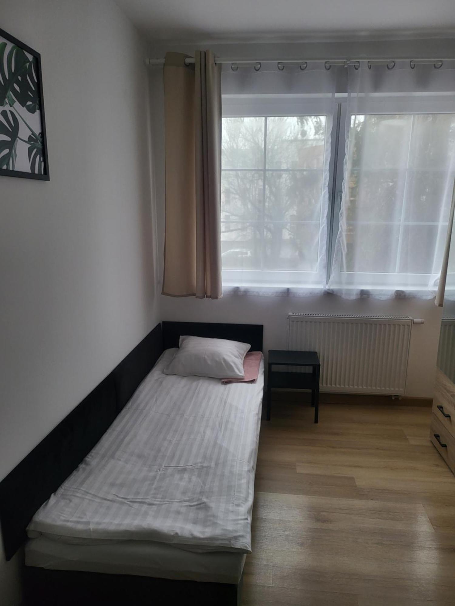 Rooms4Rest Popularna - Private Rooms For Tourists - Atr Consulting Sp, Z O,O, Warschau Buitenkant foto
